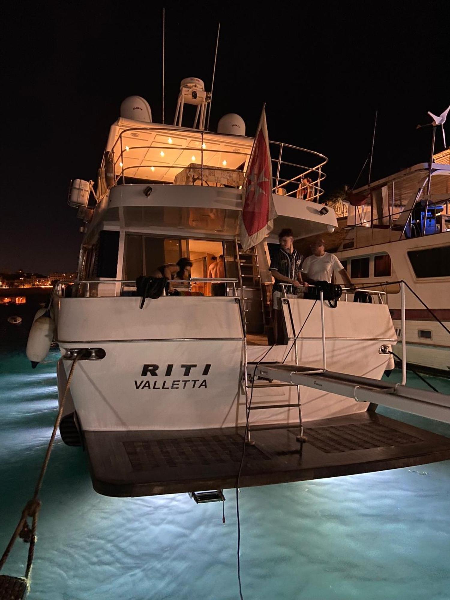 Отель Riti Yacht Калкара Экстерьер фото